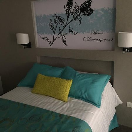 Herbal Inn Suites Puebla Extérieur photo